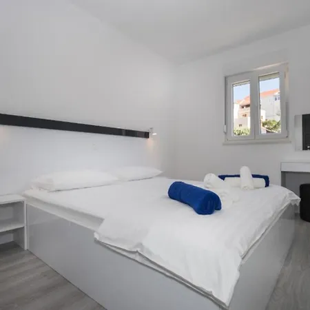 Appartement Dragan Postira